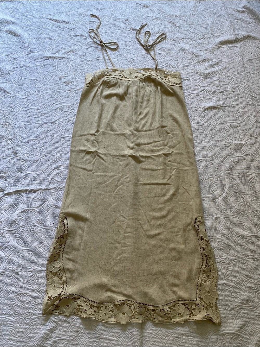 Very J Cream Crochet-Trim Slip